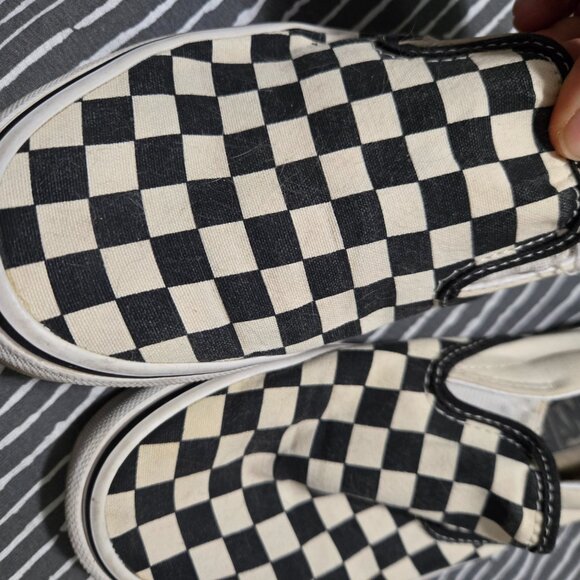 Vans - Picture 12 of 12